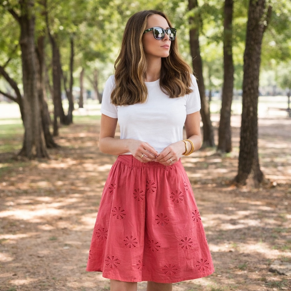 Feminine Eyelet A Line Skirt Coral Banana Republic Size‎ 8